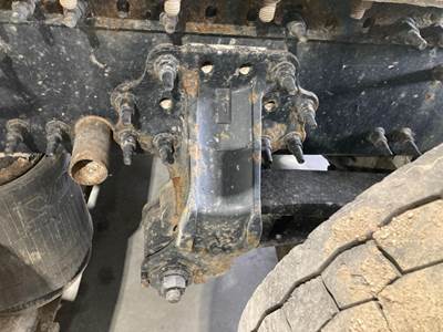 Meritor MR2014X Rear Axle Housing for a Volvo VNL