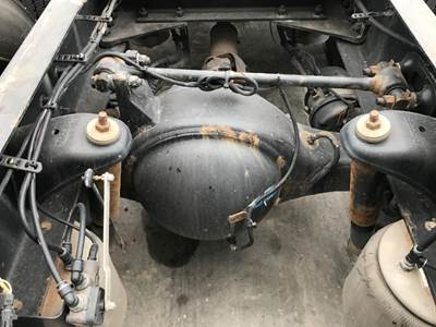 Meritor MR2014X Rear Axle Housing for a Kenworth T680