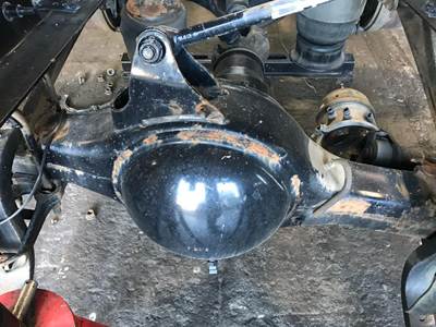 Meritor MR2014X Rear Axle Housing for a Volvo VNL