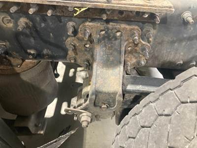 Meritor MR2014X Rear Axle Housing for a Mack Cxu