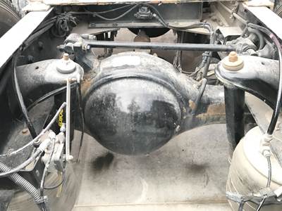 Meritor MR2014X Rear Axle Housing for a Peterbilt 579