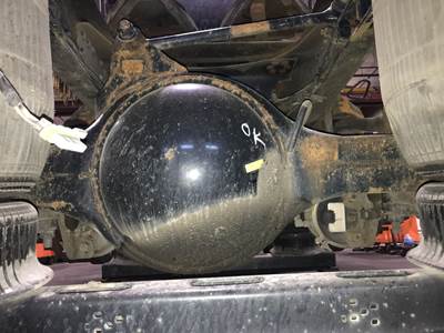 Meritor MR2014X Rear Axle Housing for a Mack Cxu