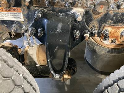 Meritor MR2014X Rear Axle Housing for a Freightliner Cascadia