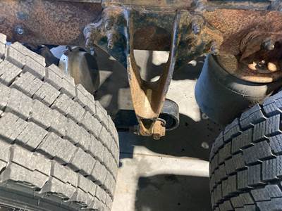 Meritor MR2014X Rear Axle Housing for a International 9400