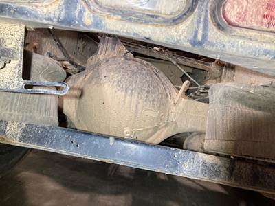 Meritor MR2014X Rear Axle Housing for a Volvo VNL