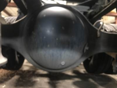 Meritor MR2014X Rear Axle Housing for a Freightliner Cascadia