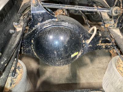 Meritor MR2014X Rear Axle Housing for a Volvo VNL