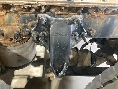 Meritor MR2014X Rear Axle Housing for a Freightliner Cascadia