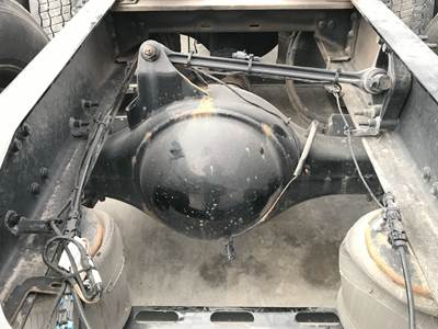 Meritor MR2014X Rear Axle Housing for a Mack An (AnTHEM)