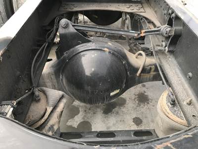 Meritor MR2014X Rear Axle Housing for a Volvo VNL