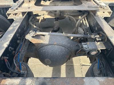 Meritor MR2014X Rear Axle Housing for a Freightliner 114SD