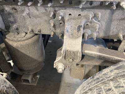 Meritor MR2014X Rear Axle Housing for a Mack An (AnTHEM)