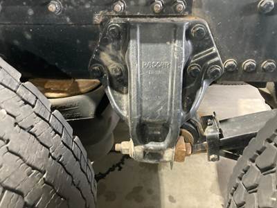 Meritor MR2014X Rear Axle Housing for a Kenworth T680