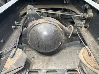 Meritor MR2014X Rear Axle Housing for a Volvo VNL