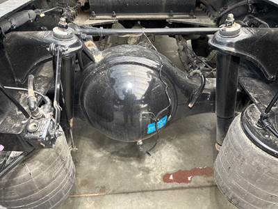 Meritor MR2014X Rear Axle Housing for a Kenworth T680