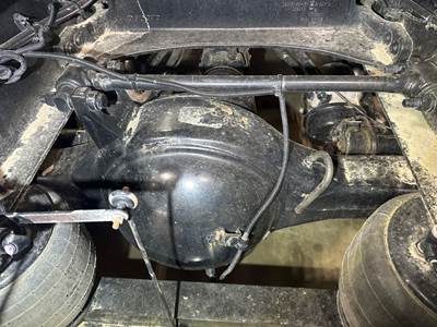 Meritor MR2014X Rear Axle Housing for a Peterbilt 579