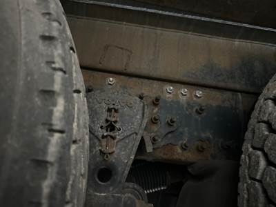 Meritor MR2014X Rear Axle Housing for a Volvo VNL