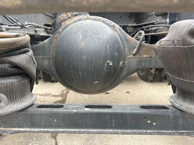 Meritor MR2014X Rear Axle Housing for a Volvo VNL