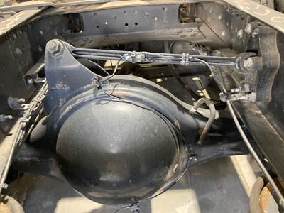 Meritor MR2014X Rear Axle Housing for a Volvo VNL