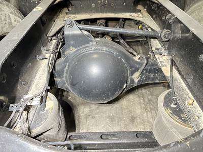 Meritor MR2014X Rear Axle Housing for a Volvo VNL