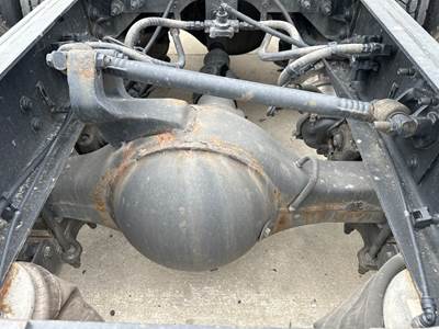 Meritor MR2014X Rear Axle Housing for a International Prostar