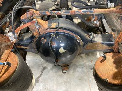 Meritor MR2014X Rear Axle Housing for a Western Star 4900