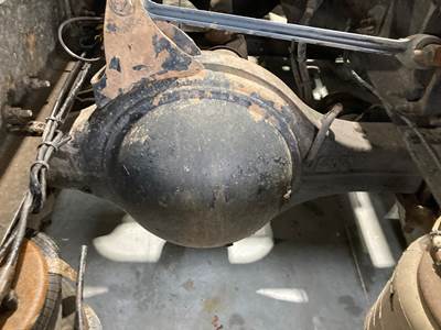 Meritor MR2014X Rear Axle Housing for a Mack Chu