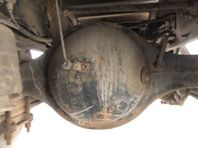 Meritor MS1914X Rear Axle Housing for a Freightliner M2 106