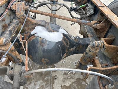 Meritor MS2114X Rear Axle Housing for a International Durastar (4400)