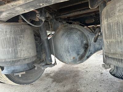 Meritor MS2114X Rear Axle Housing for a Ford F750