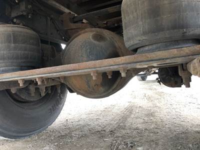 Meritor MS2114X Rear Axle Housing for a Hino 338