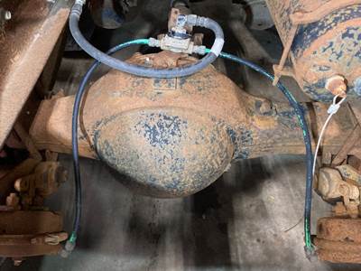 Meritor RR17145 Rear Axle Housing for a Ford LNT9000