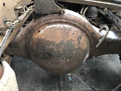 Meritor RR20145 Rear Axle Housing for a Volvo VNL