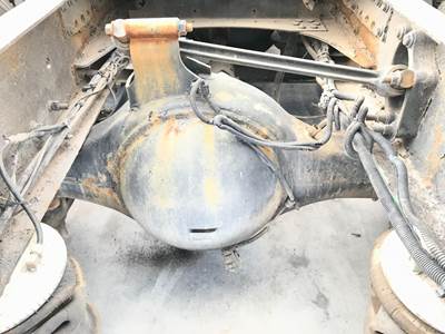 Meritor RR20145 Rear Axle Housing for a Volvo VNL