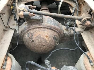 Meritor RR20145 Rear Axle Housing for a Volvo VNL