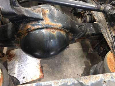 Meritor RR20145 Rear Axle Housing for a International Prostar