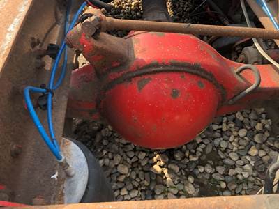 Meritor RR20145 Rear Axle Housing for a Freightliner Columbia 120