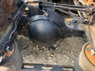 Meritor RR20145 Rear Axle Housing for a Volvo VNL