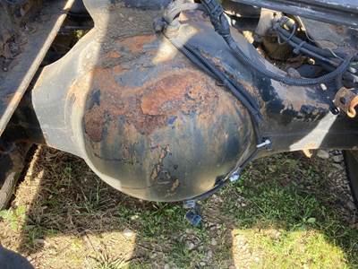 Meritor RR20145 Rear Axle Housing for a Volvo VNL