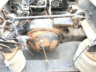 Meritor RR20145 Rear Axle Housing for a International 9200