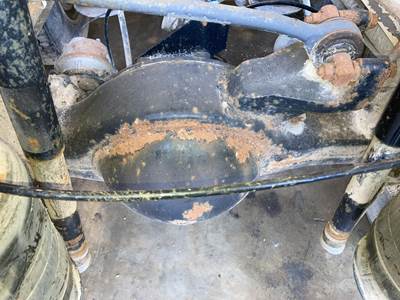 Meritor RR20145 Rear Axle Housing for a Mack CH