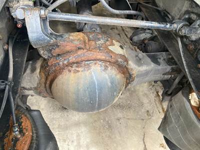 Meritor RR20145 Rear Axle Housing for a International 9400