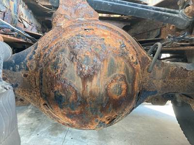 Meritor RR20145 Rear Axle Housing for a Mack Cxu