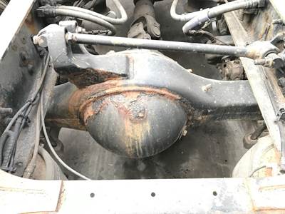 Meritor RR20145 Rear Axle Housing for a International Prostar