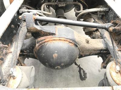 Meritor RR20145 Rear Axle Housing for a International Prostar