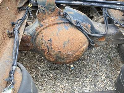 Meritor RR20145 Rear Axle Housing for a Volvo VNL