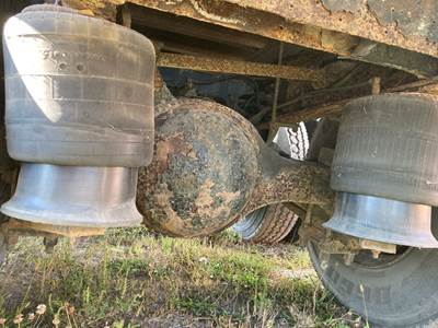 Meritor RR20145 Rear Axle Housing for a Freightliner C120 Century