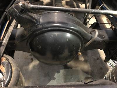 Meritor RR20145 Rear Axle Housing for a Freightliner Cascadia