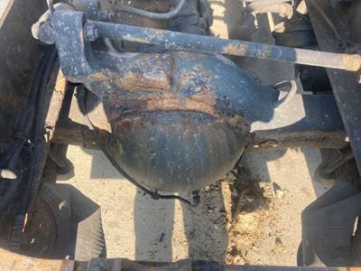 Meritor RR20145 Rear Axle Housing for a International Lonestar