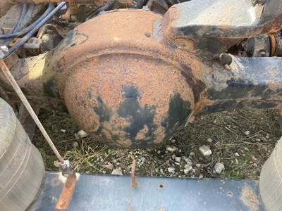 Meritor RR20145 Rear Axle Housing for a International 9400